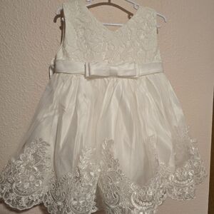 Elegant White Lace Kids Dress